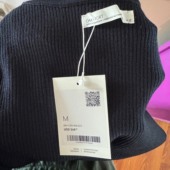 NWT Oak + Fort Ribbed Shoulder Cut Out Long Sleeve - Picture 4 of 6